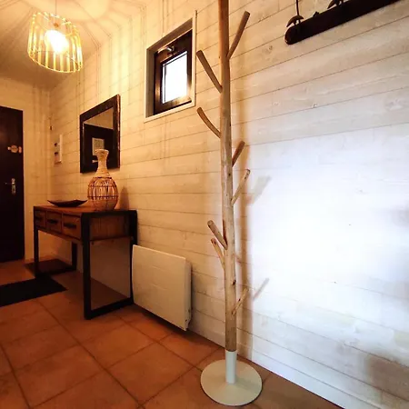 Apartment Renove 3 Pieces Avec Terrasse, Casier A Skis Et Parking Prive A - Fr-1-592-40